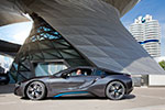Weltweit erste BMW i8 Auslieferungen am 05. Juni 2014 in der BMW Welt in München.