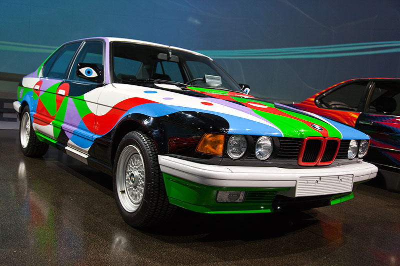 BMW 730i Art Car von Csar Manrique im BMW Museum