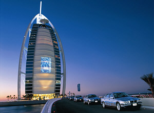 BMW 750hl in Dubai auf der CleanEnergy World Tour