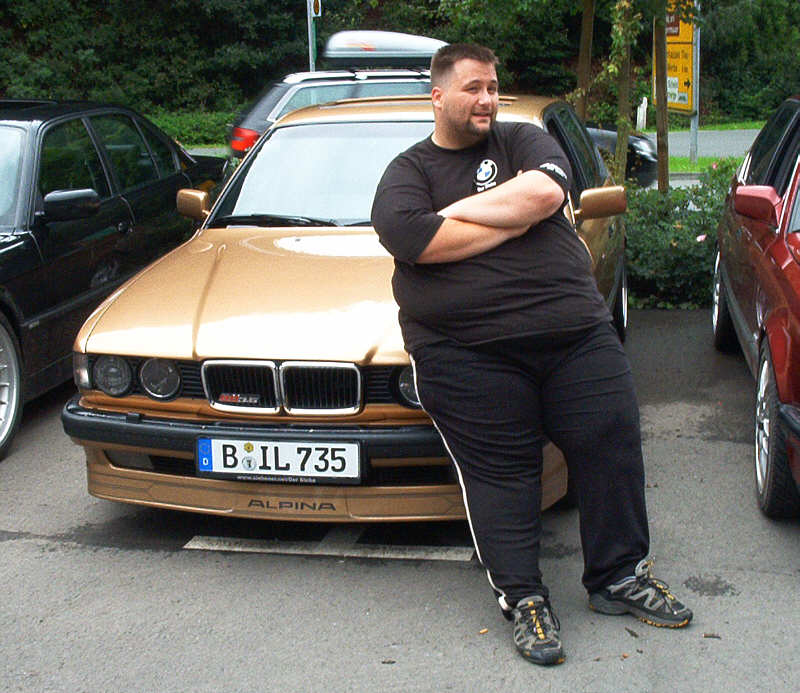 Thorsten Hentschel mit seinem BMW 735iL (E32)