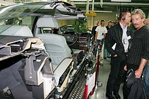 Schnittmodelle eines 7er-BMWs (E65) im BMW-Werk Dingolfing