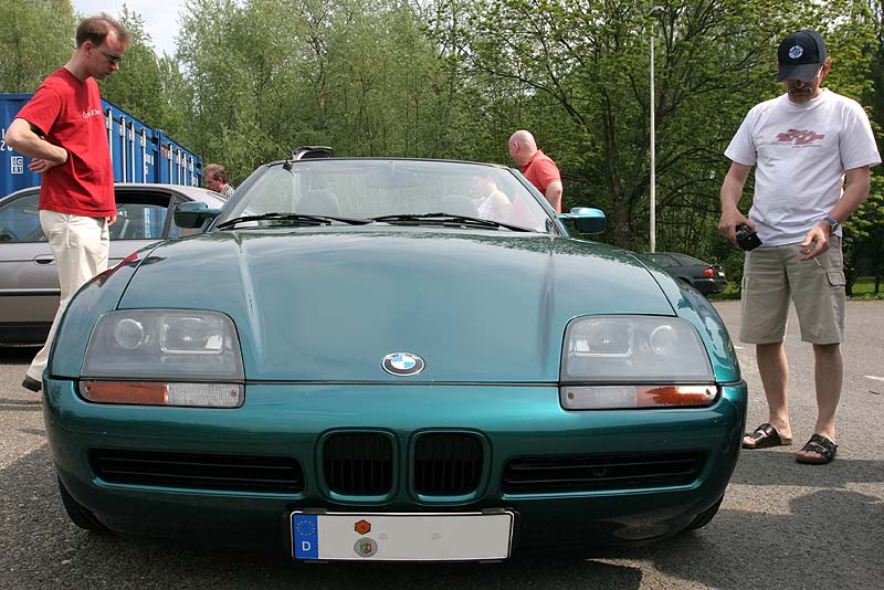 Rainers Alpina BMW Z1 mit Rainer (rechts)