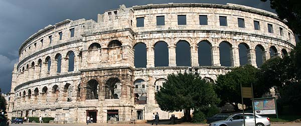 römisches Amphitheater in Pula (Istrien, Kroatien)