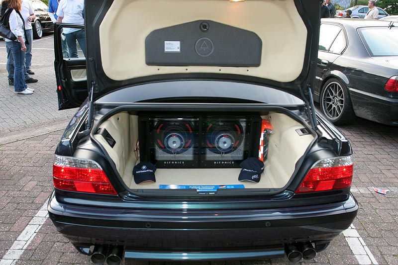 Sound-Anlage im BMW 750iL von Karsten (Soundflax)