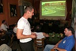 im Landgasthaus Brandenburg konnten die Formel-1-Fans im abgedunkelten Raum das F1-Rennen in Ungarn verfolgen