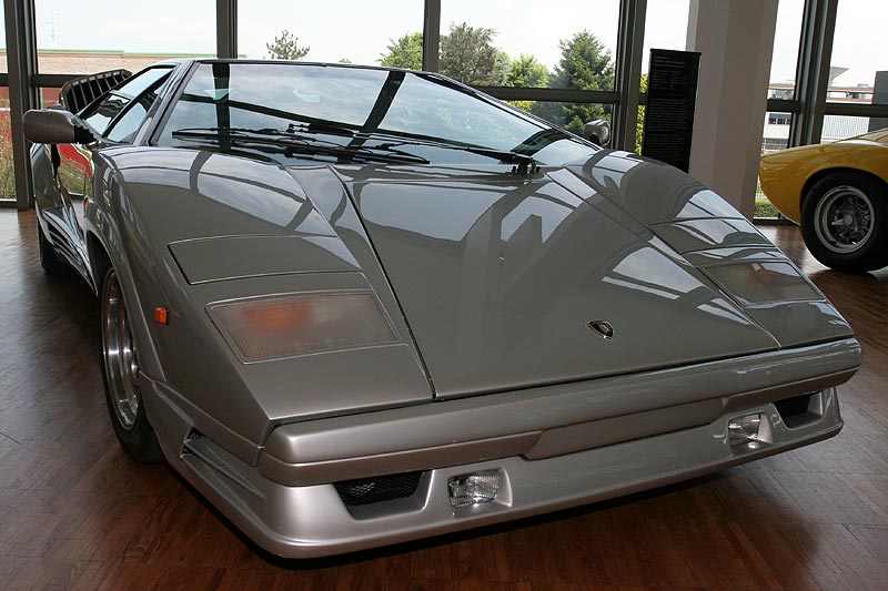 Lamborghini Countach 25 Anniversario, 658 mal gebaut von 1988 bis 1989