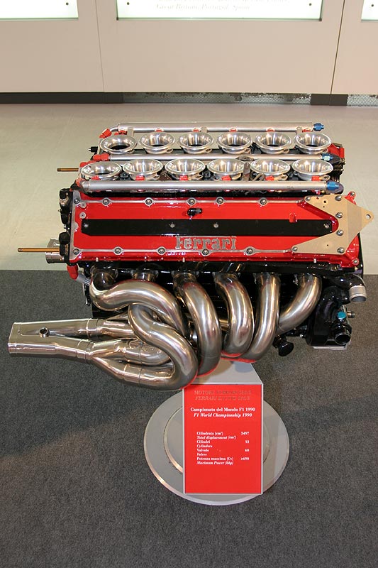 F1-Motor aus dem Jahr 1990, 3.5 Liter Hubraum, 12 Zylinder, ber 690 PS