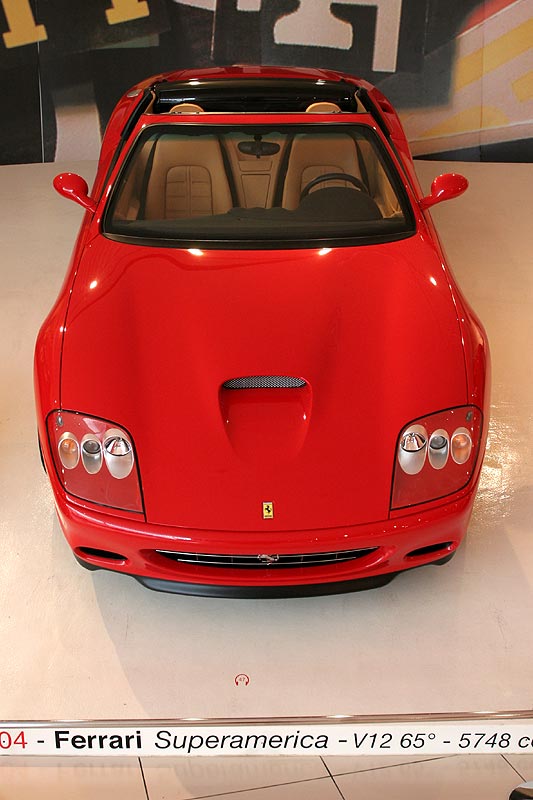 Ferrari Superamerica, V12-Motor, 5.748 cccm