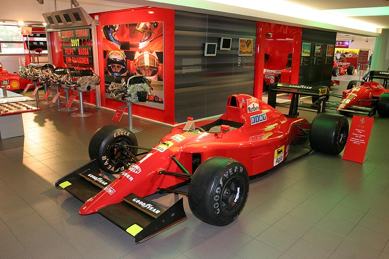 Ferrari F1-90, aus dem Jahr 1990, V12-Motor, 3.497 cccm