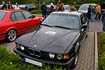 BMW 730i (E32) von Ulli („Jeff Jaas”), mit Sternfahrtschild auf der Motorhaube