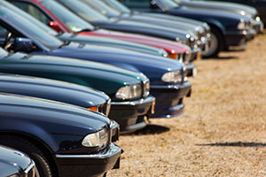   BMW 7er-Reihe auf dem Parkplatz beim 7. 7-forum.com Jahrestreffen in Lahnstein