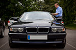 BMW 740Li (E38) mit seinem Besitzer Axel ('Amber') beim Rheinischen 7er-Stammtisch. 