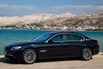 BMW 750Li (F02) auf Insel Pag