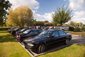 Voller Parkplatz beim Rhein-Ruhr-Stammtisch im Oktober in Castrop-Rauxel