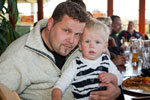 Stefan ('Jippie') mit Sohn Leonhard beim Rhein-Ruhr-Stammtisch im Oktober 2012