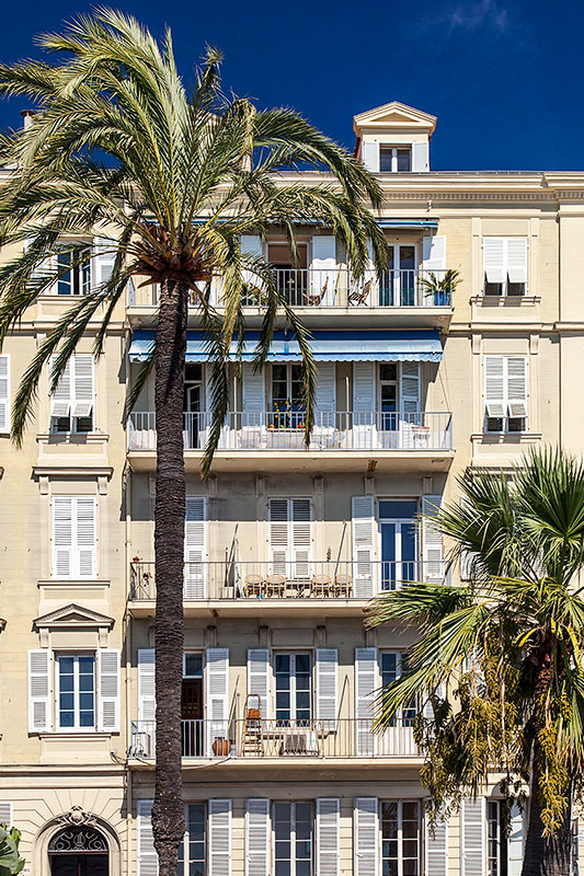 Haus an der Promenade des Anglais