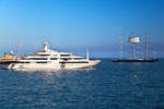 Yacht im Hafen von Monaco
