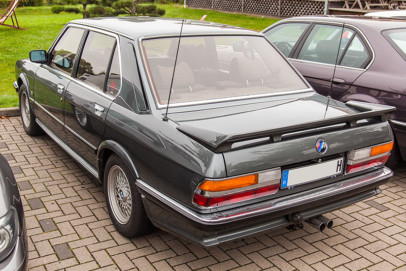 BMW 528i (E28) von Ralf ('asc-730i') von hinten, aufgenommen beim Rhein-Ruhr-Stammtisch im Oktober 2014