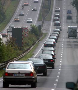  auf deutschen Autobahnen kann schon heute nicht mehr berall frei gefahren werden