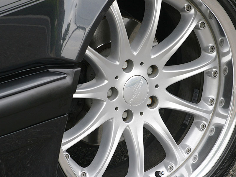 Beeindruckende, mehrteilige Harte-Rder auf dem BMW 750iL von Francois de Bukviel