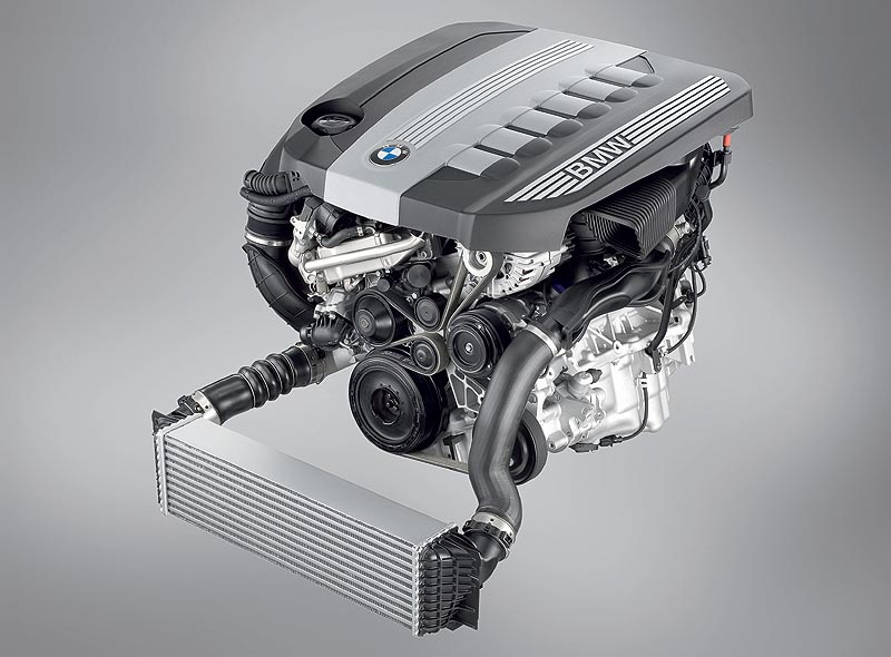 BMW 6-Zylinder-Dieselmotor mit Aluminium-Kurbelgehäuse und 1800 bar Piezo-Einspritzung