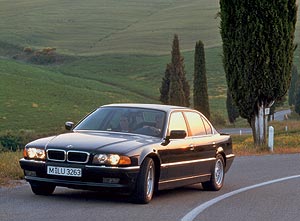 die dritte BMW 7er-Generation, das Modell E38