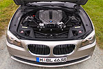 BMW 750Li (F02), V8-Bi-Turbo-Motor