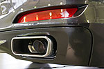 Blick in eines der Endrohre am BMW 750Li