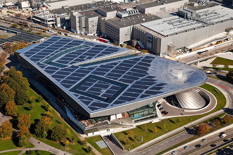 BMW Welt vom Olympiaturm aus gesehen