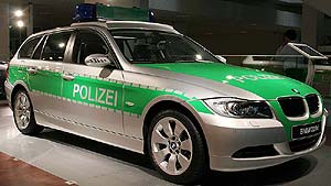 BMW 320d Touring als Polizeiwagen (Foto von der IAA 2005)