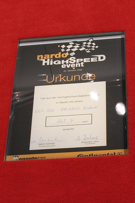 Brabus Rocket: Urkunde �ber H�chstgeschwindigkeit, Essen Motor Show 2006