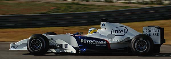 Nick Heidfeld fhrt zum ersten Mal den neuen BMW Sauber F1.06
