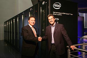 Mario Theissen, BMW Motorsport Direktor mit Christian Morales, VP&General Manager, Intel EMEA