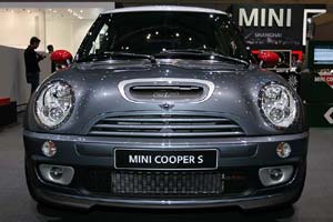 MINI Cooper S mit John Cooper Works GP Kit bei seiner Prsentation auf dem Genfer Salon