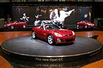 Weltpremiere auf dem Genfer Salon 2006: Opel GT; ab Anfang 2007 beim Opel-Hndler