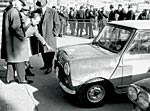Aus zweifelhaften Gründen disqualifiziert: Mini Cooper S von Mäkinen/Easter nach der Rallye Monte Carlo 1966
