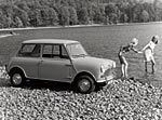 Morris Mini-Minor Super-de-Luxe Version mit Hydrolastic-Verbundfederung, 1964