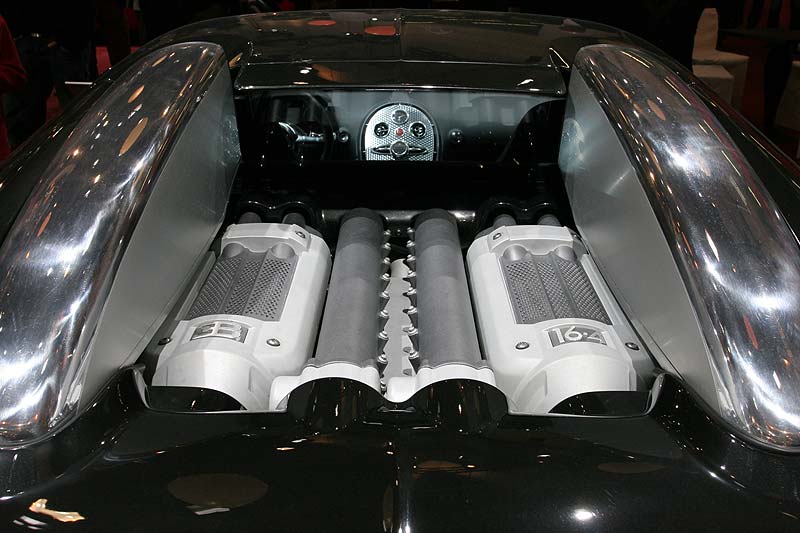 16-Zylinder-Motor des Bugatti Veyron