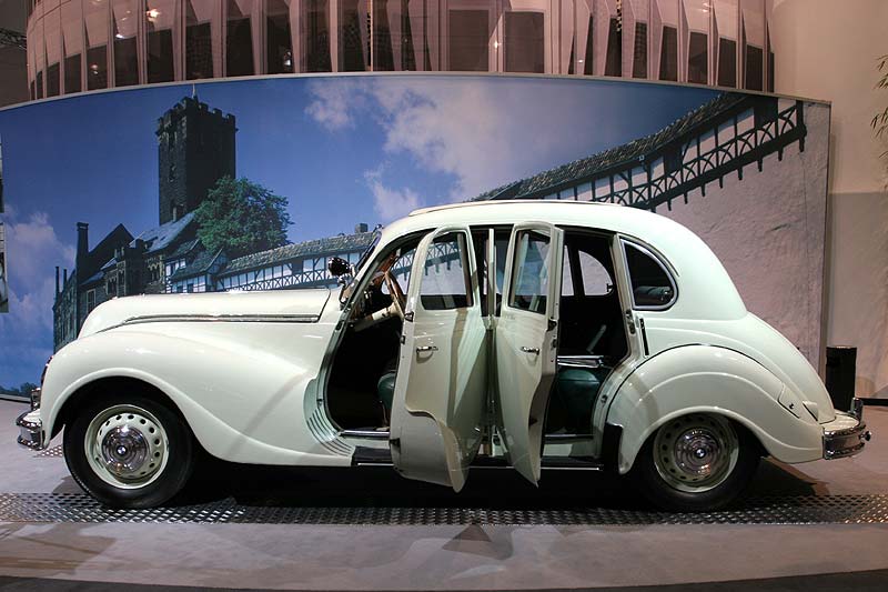 OLD BMW love? | Retro Rides