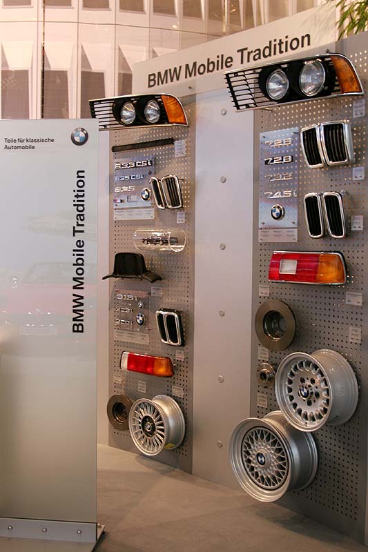 BMW historische Ersatzteile auf der Techno Classica 2006