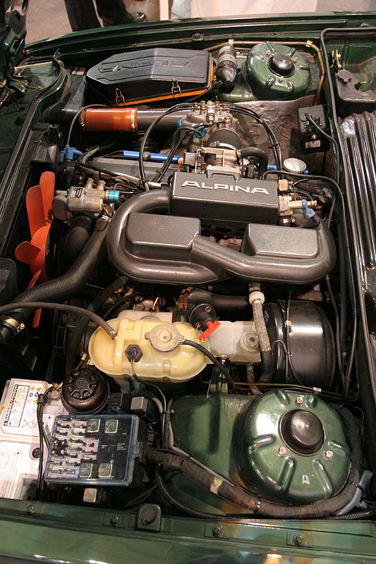 BMW Alpina B7 S Turbo Motorraum