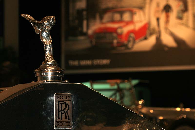 Rolls-Royce Khlerfigur auf der Techno Classica 2006