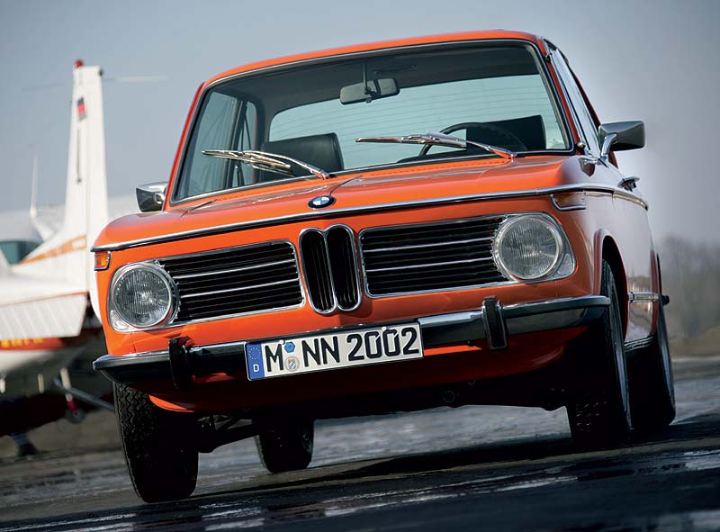 Wiedergeburt eines Kultautos - der neu aufgebaute BMW 2002 tii