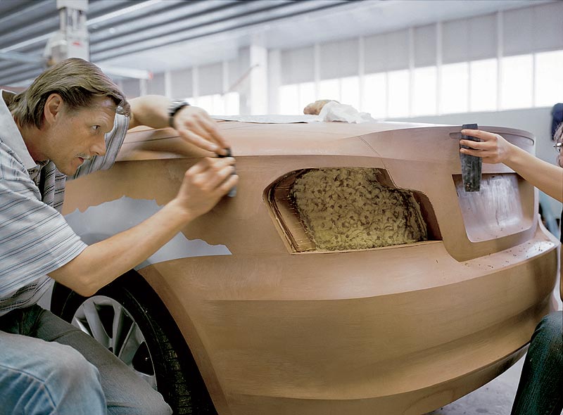 Das neue BMW 1er Cabrio - Modelleur am Clay-Modell