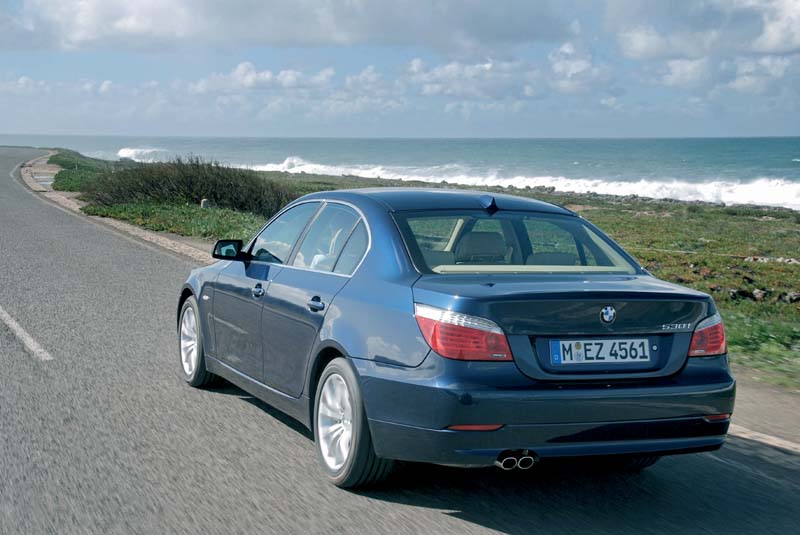 BMW 530i (Modell E60, Facelift) on location