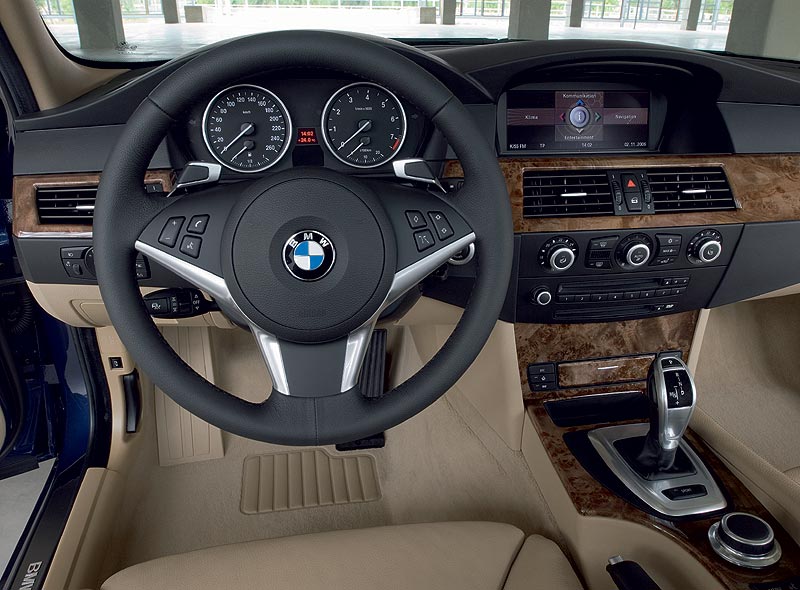 BMW 5er Touring, Faceliftmodell E60