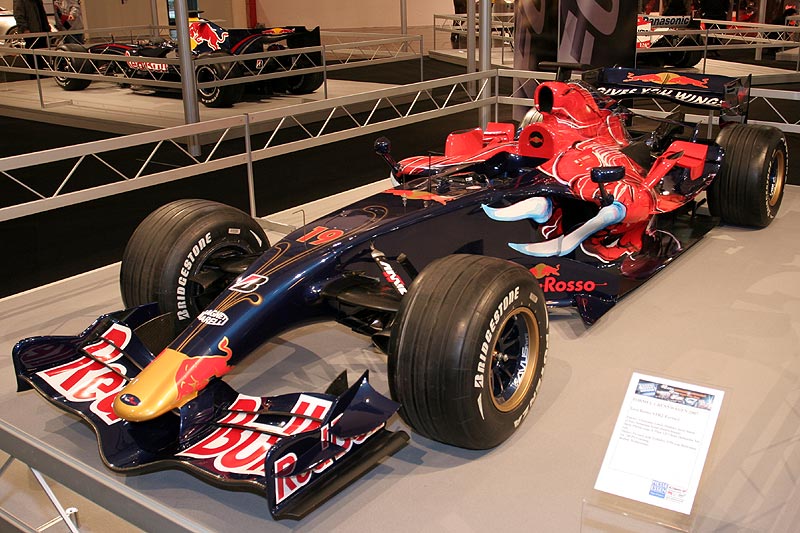 Toro Rosso STR2-Ferrari, beste Platzierung: 4. Platz GP China (Sebastian Vettel), zweiter Fahrer: Scotti Speed