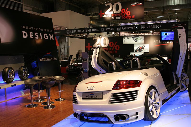 Firma Vredestein mit einem Audi TT Cabrio, Essen Motor Show 2007