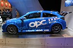 Rennversion des Opel Astra OPC mit pneumatischen Hebesystem, Rennfahrwerk und Feuerlschanlage