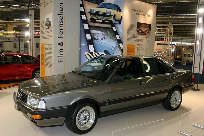 Audi 200 quattro, Baujahr 1986, 5-Zyl.-Turbomotor, 2.144 cccm, 182 PS, vmax: 224 km/h, Produktion: 1.191.471 Stck, spielte in James Bonds Der Hauch des Todes mit